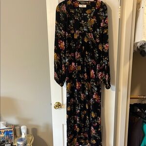 Natural Life Rowan Black Floral Side Slit Midi Maxi Dress Sz S